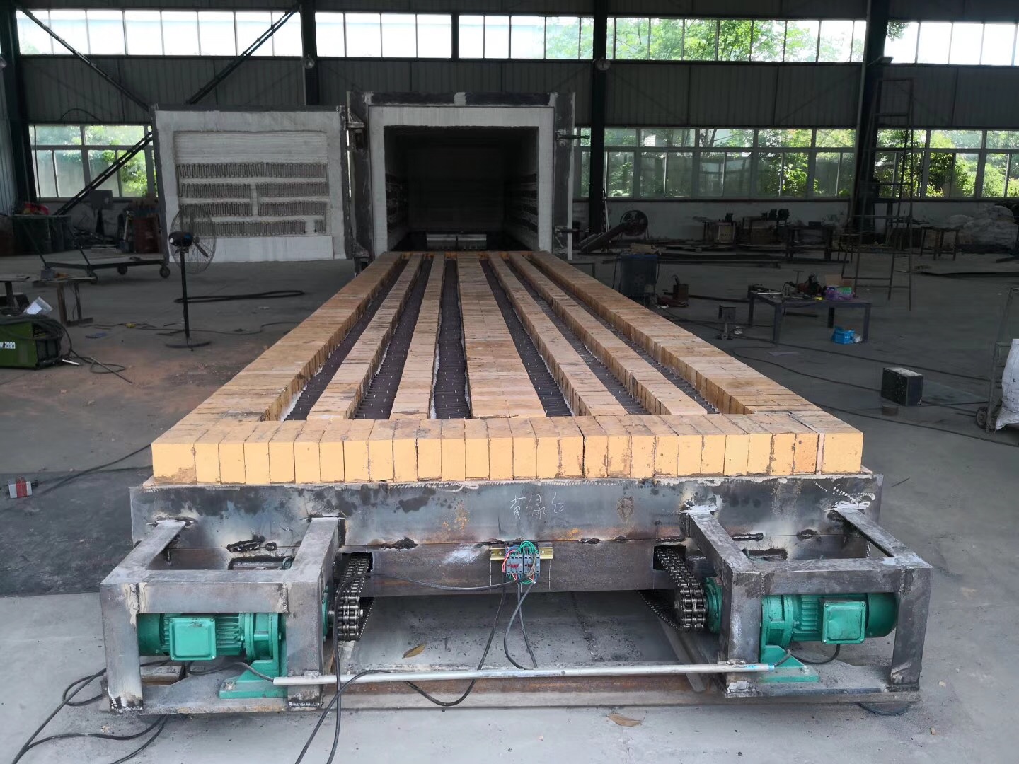 濟南臺車爐硅酸鋁纖維模塊爐襯施工